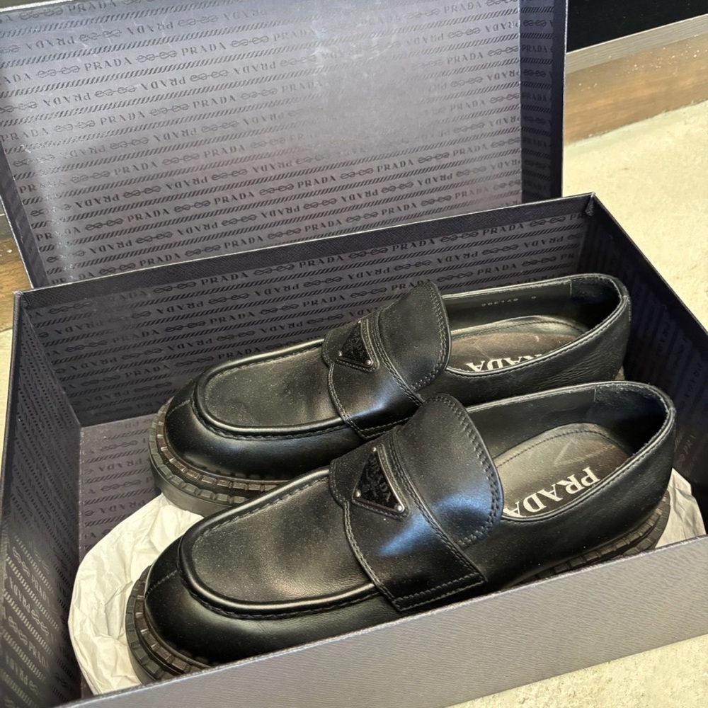 Prada Men's Elegant Black Slip-On Loafers - Picture 7 of 8